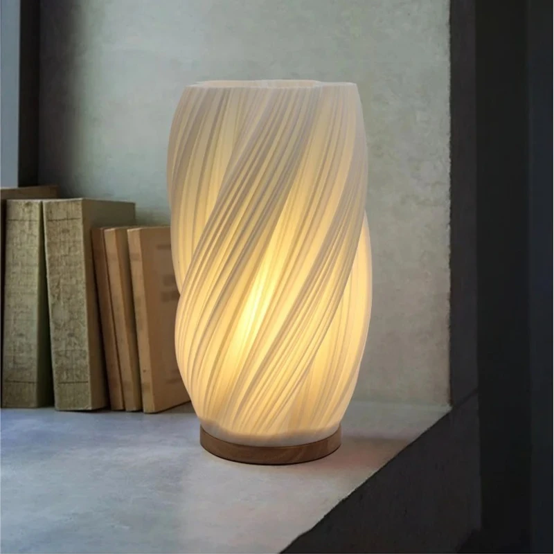 Desk Setup White - Französische Creme-Stil 3D-Schreibtischlampe Ins Internet Rot