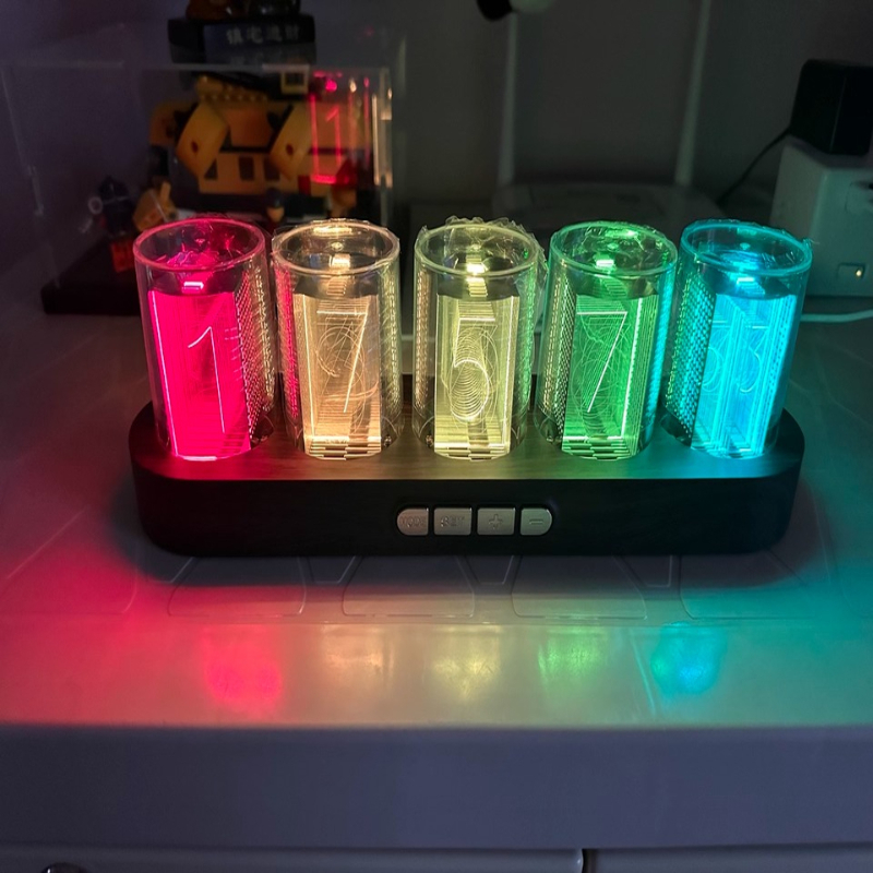 Desk Setup Youtube - LED Nixie Röhrenuhr RGB Gaming Desktop